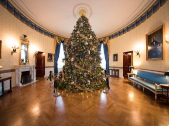 Official White House Christmas Tree Pays Tribute to Military 