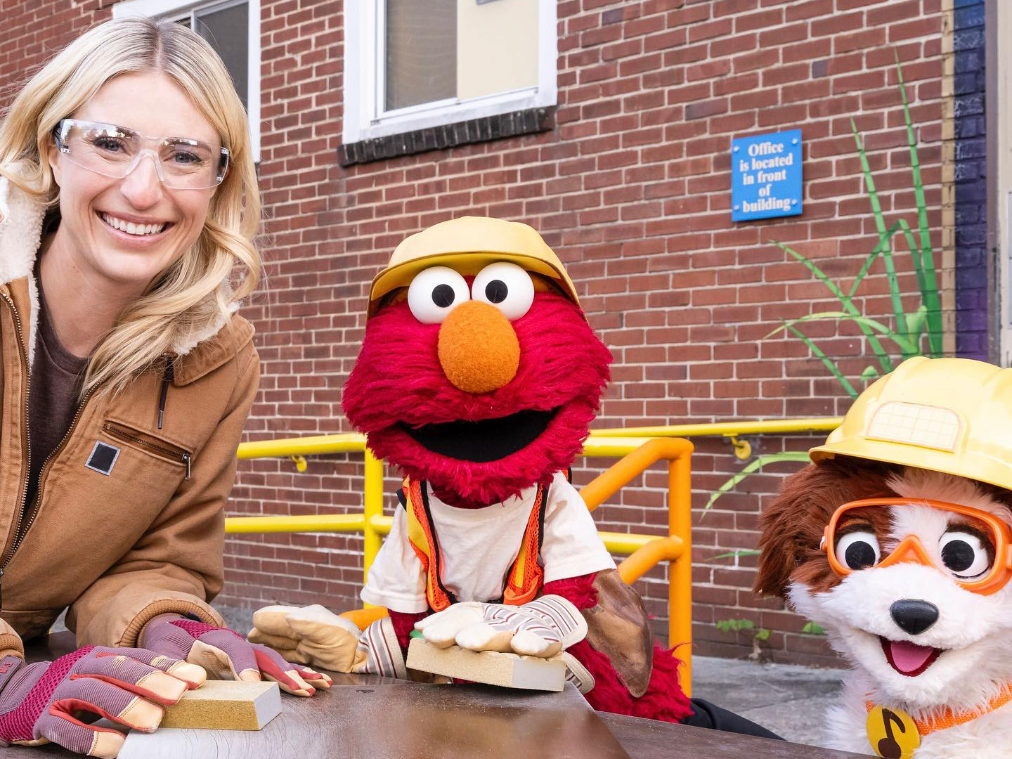Jasmine Roth Stars in Special Episode of 'Sesame Street'